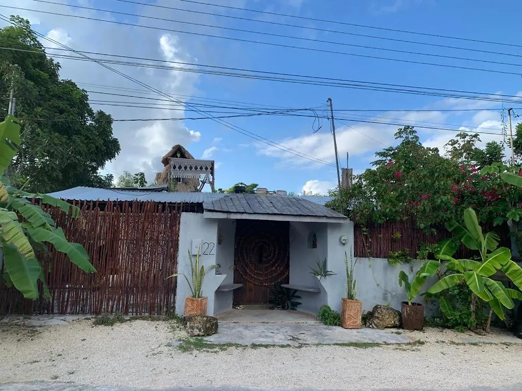 Hermosa Cabana Con Vista A La Laguna, En 5Ta Av. Bacalar